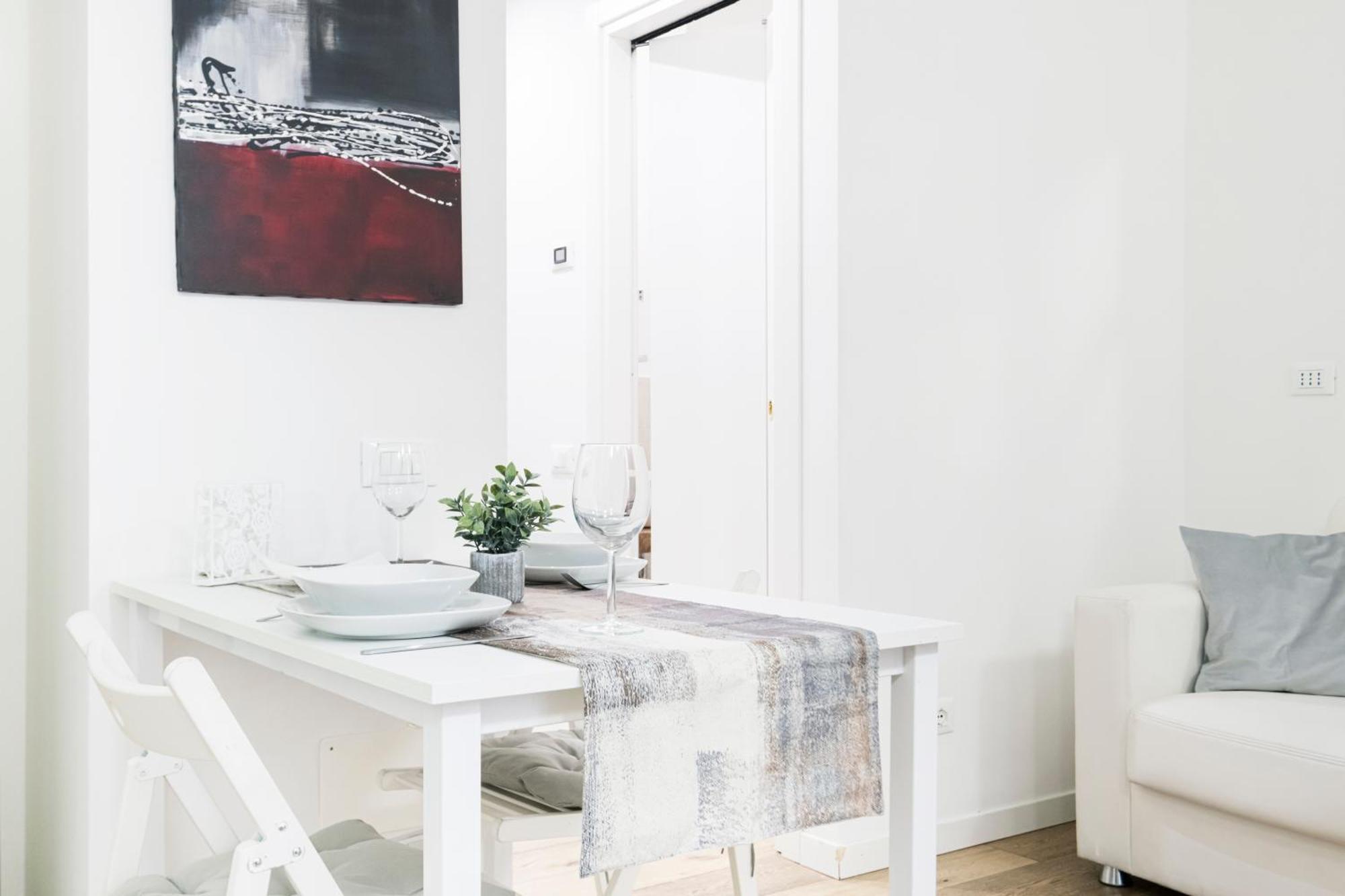 Amazing, New & Fully Furnished Studio In Duomo ミラノ エクステリア 写真