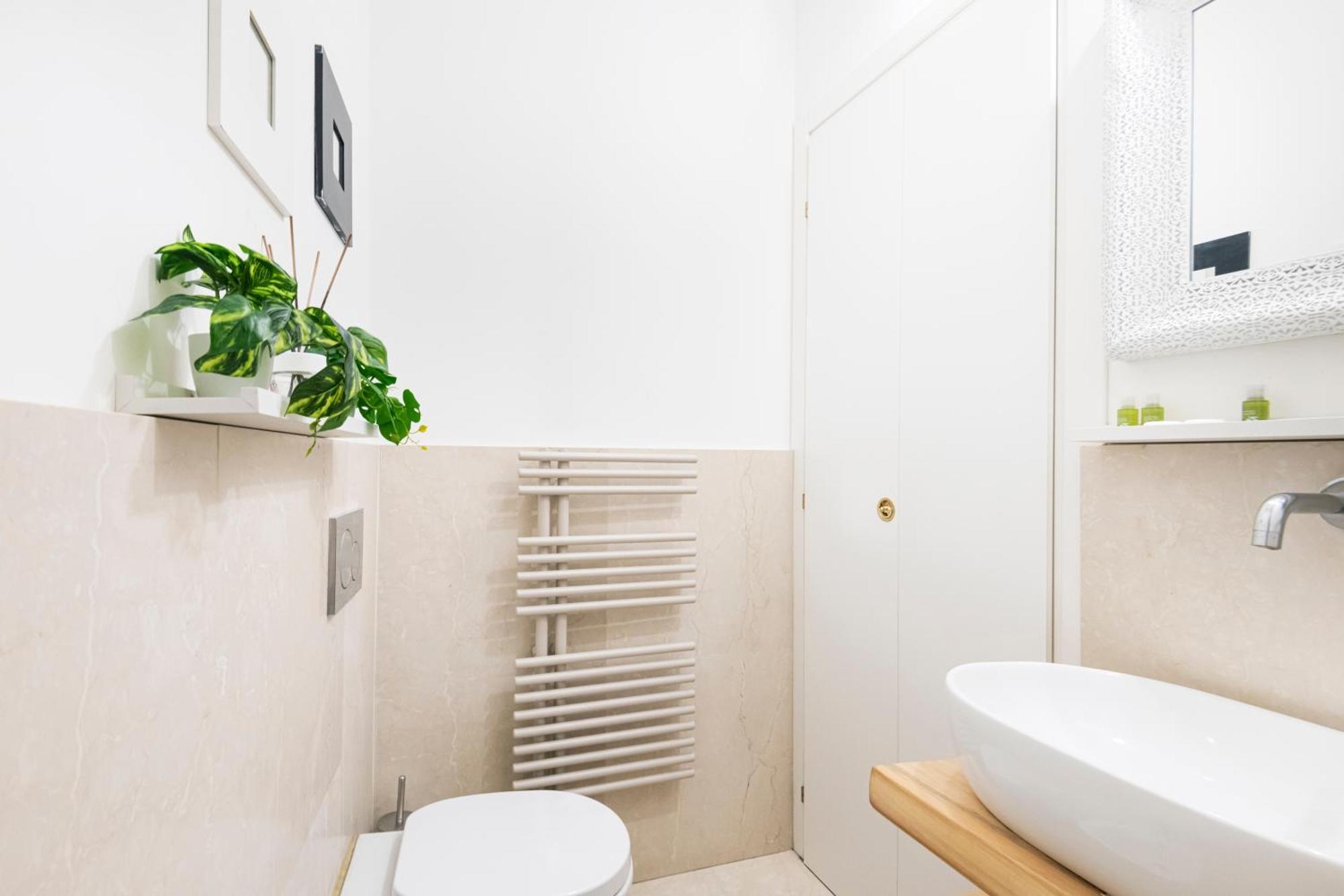 Amazing, New & Fully Furnished Studio In Duomo ミラノ エクステリア 写真